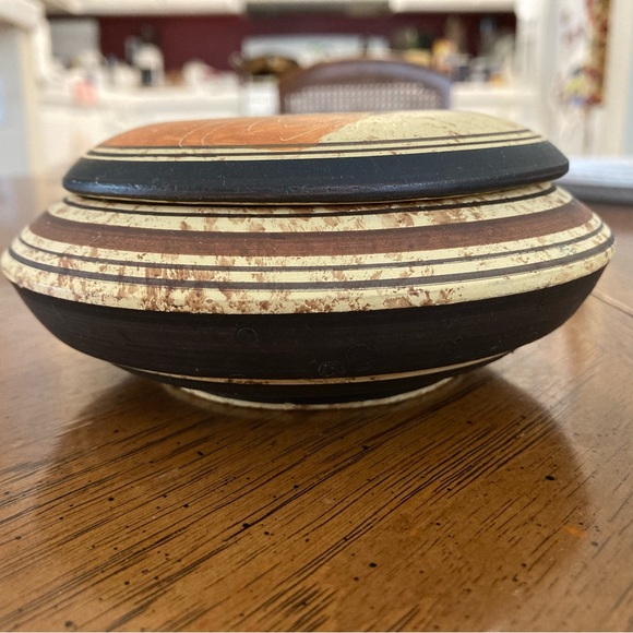 Handmade and Handpainted Clay Pottery Trinket Box Ancient Greek Godess Artemis - Picture 9 of 12